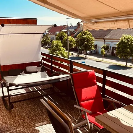 Apartmán 100 Lepes - 100 Steps - With Huge Terrace Next To The Thermal Bath